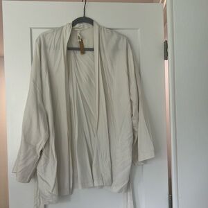 Skims shirt robe size XS